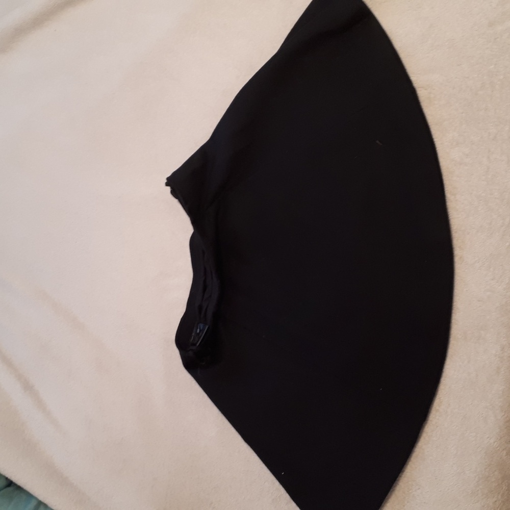 Uniqlo skirt